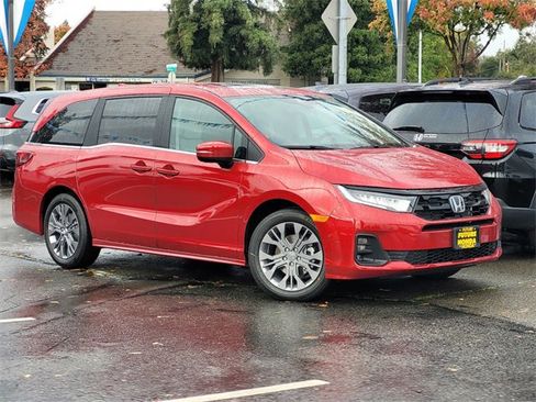 New 2026 Honda Odyssey Touring image 1