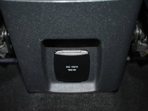 Used 2019 Ford EcoSport Titanium image 36