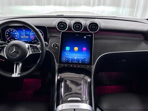 Certified 2025 Mercedes-Benz GLC 300 4MATIC image 2