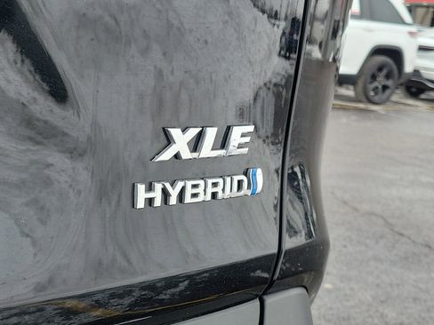 Used 2024 Toyota RAV4 XLE image 7