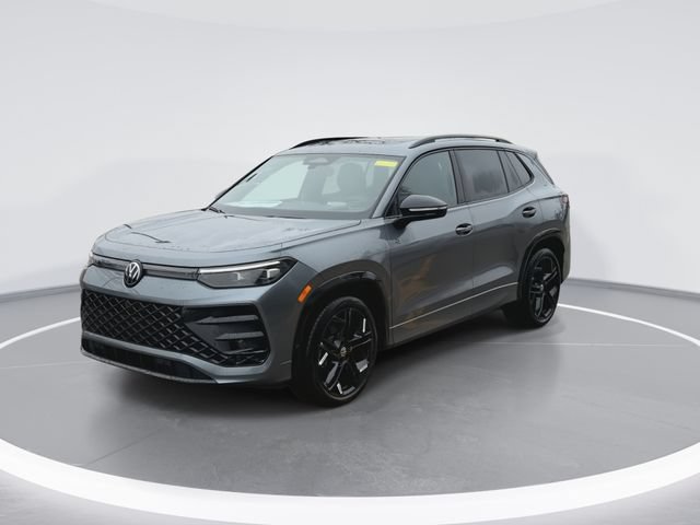 New 2026 Volkswagen Tiguan SE R-Line FWD image 8
