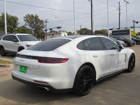 Used 2019 Porsche Panamera 4 image 6