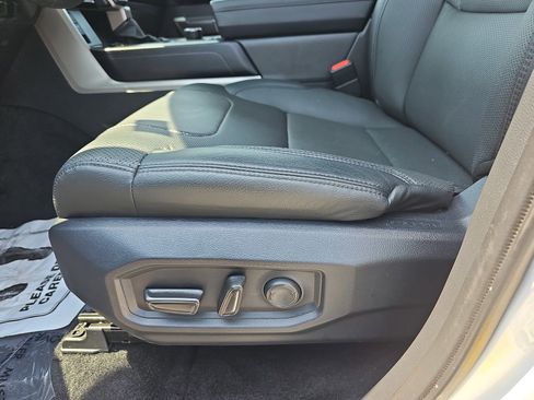 Used 2024 Toyota Tundra SR5 w/ SR5 Premium Package AWD/4WD image 29