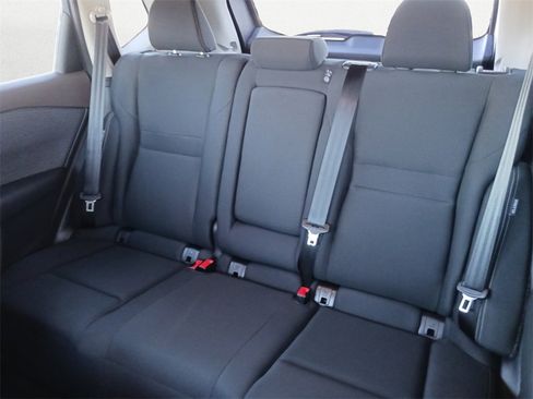 Used 2023 Nissan Rogue S image 9