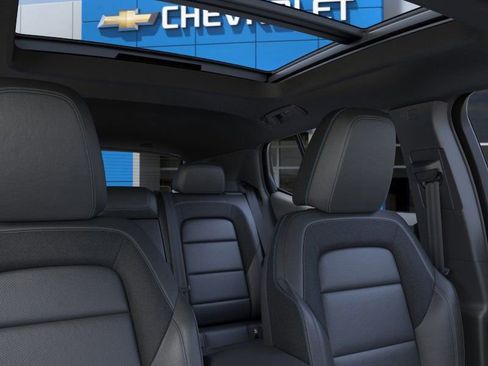 New 2026 Chevrolet Equinox EV LT image 25