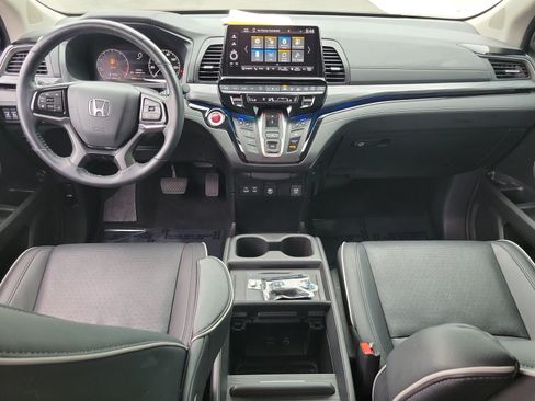 Used 2025 Honda Odyssey Elite image 29