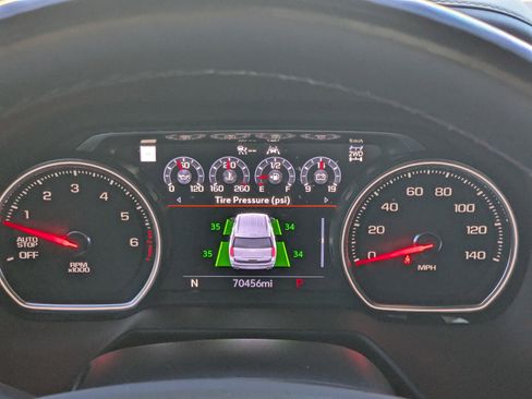 Used 2021 Chevrolet Tahoe Premier w/ Premium Package image 27