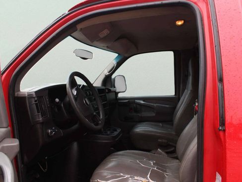 Used 2009 Chevrolet Express 1500 RWD image 7