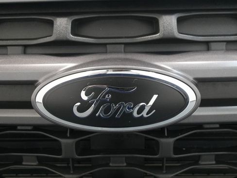 Used 2024 Ford Maverick XLT image 12