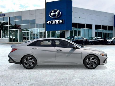 New 2026 Hyundai Elantra SEL Sport Premium w/ Cargo Package image 7