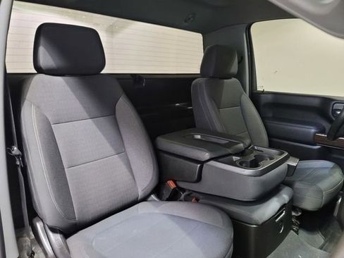 Used 2022 GMC Sierra 3500 SLE w/ SLE Convenience Package image 23