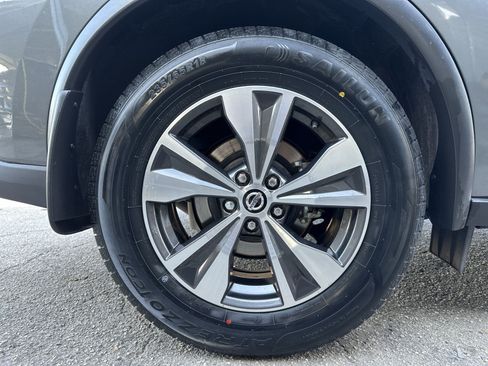 Used 2020 Nissan Murano SV FWD image 18