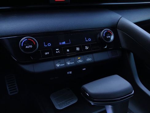 New 2026 Hyundai Elantra Sport FWD image 20