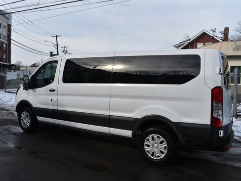 Used 2023 Ford Transit 350 XLT image 8