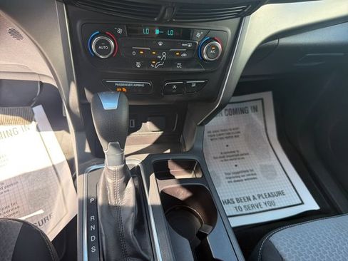 Used 2017 Ford Escape SE AWD/4WD image 21