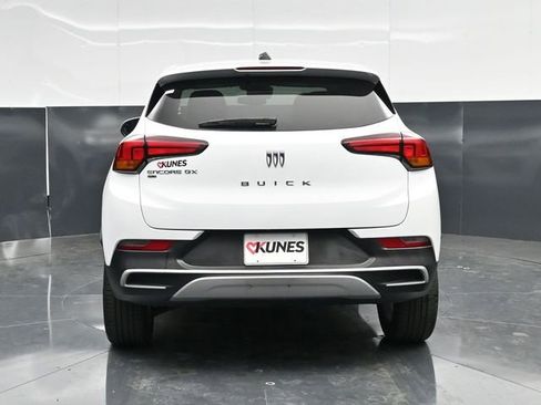 Used 2025 Buick Encore GX Preferred AWD/4WD image 12
