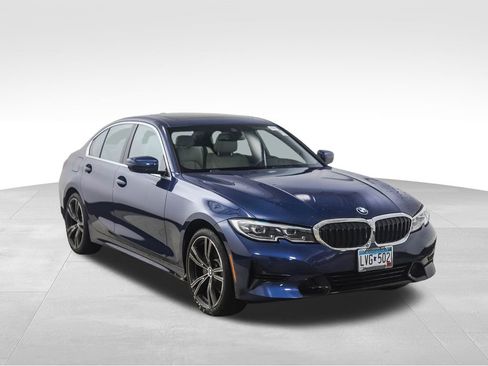Used 2021 BMW 330e xDrive w/ Convenience Package image 7