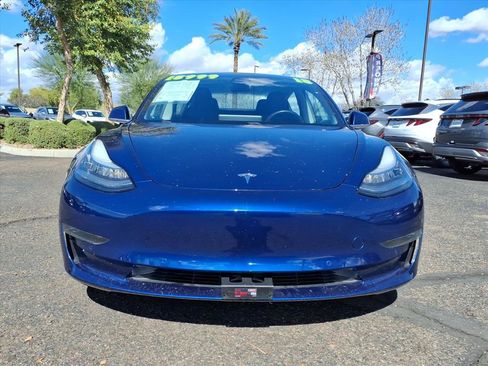 Used 2018 Tesla Model 3 image 2