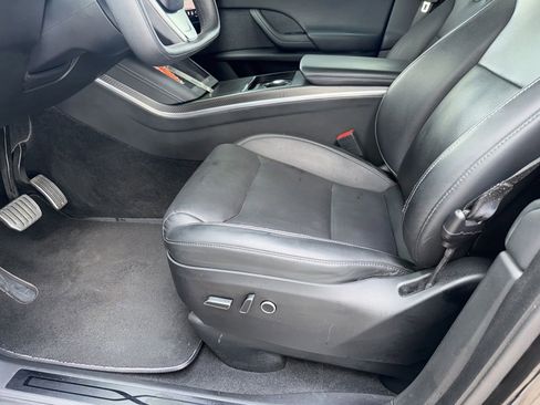 Used 2022 Tesla Model X Plaid AWD/4WD image 18