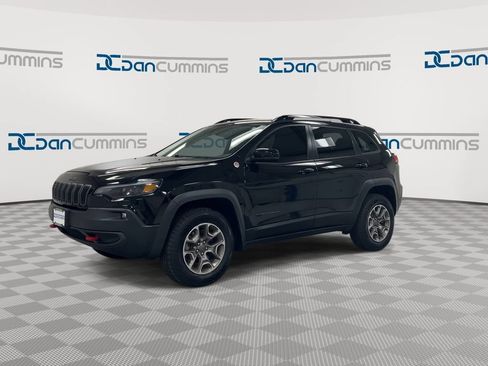 Used 2022 Jeep Cherokee Trailhawk w/ Comfort/Convenience Group AWD/4WD image 4
