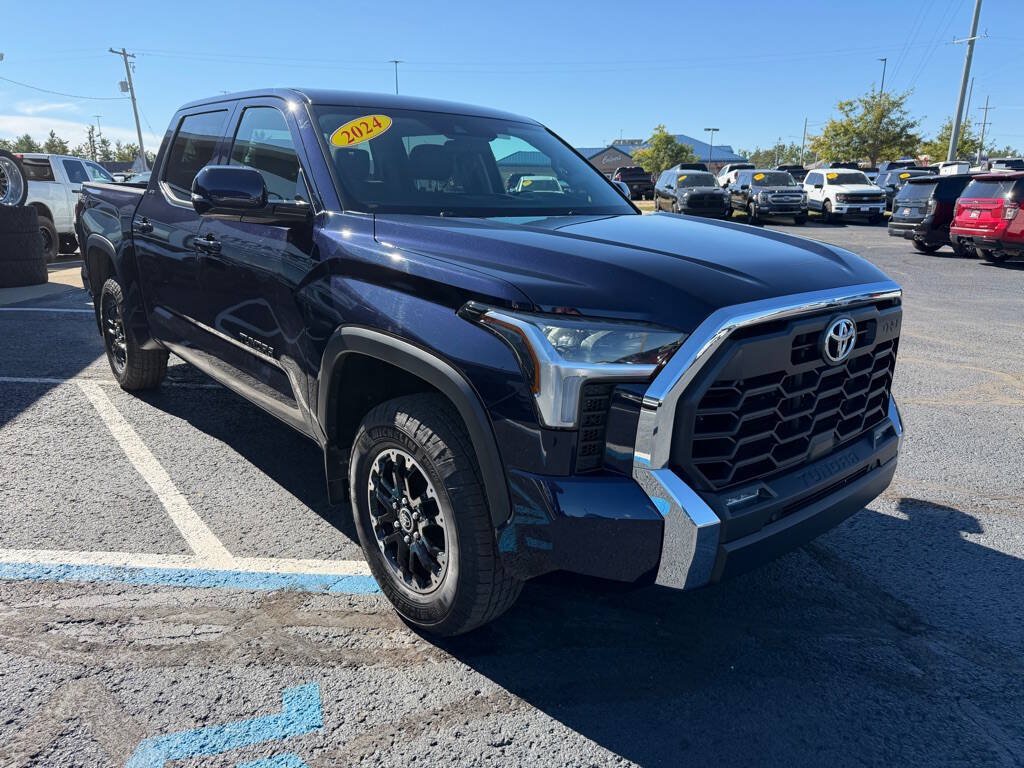 Used 2024 Toyota Tundra SR5 AWD/4WD image 7