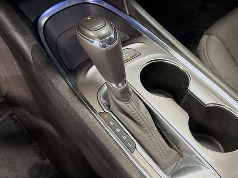 Used 2020 Chevrolet Malibu LT FWD image 18