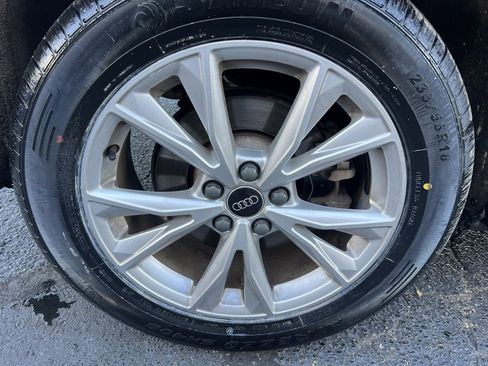 Used 2023 Audi Q3 2.0T Premium image 41