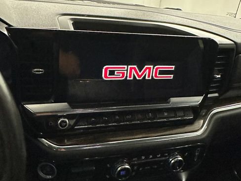 Used 2023 GMC Sierra 1500 Elevation w/ Elevation Premium Package AWD/4WD image 19