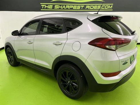 Used 2016 Hyundai Tucson SE w/ Option Group 02 FWD image 7