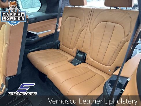 Used 2022 BMW X7 xDrive40i w/ M Sport Package image 32