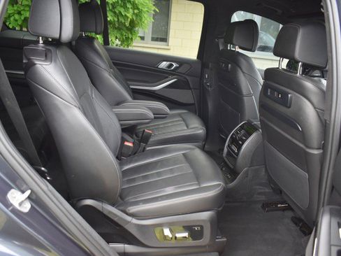 Used 2020 BMW X7 xDrive40i w/ M Sport Package AWD/4WD image 45