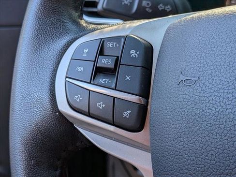 Used 2021 Ford Explorer XLT w/ Equipment Group 202A image 10