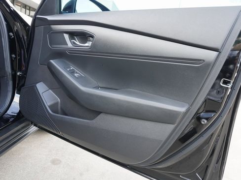 Used 2025 Honda Accord LX image 23