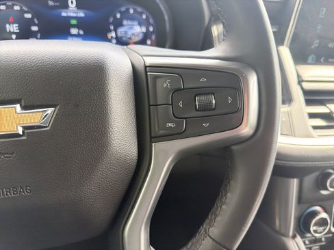 Used 2024 Chevrolet Suburban LT AWD/4WD image 20