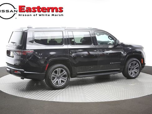 Used 2024 Jeep Wagoneer Series II AWD/4WD image 44