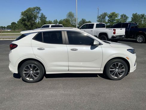 Used 2022 Buick Encore GX Select w/ Sport Touring Package FWD image 13