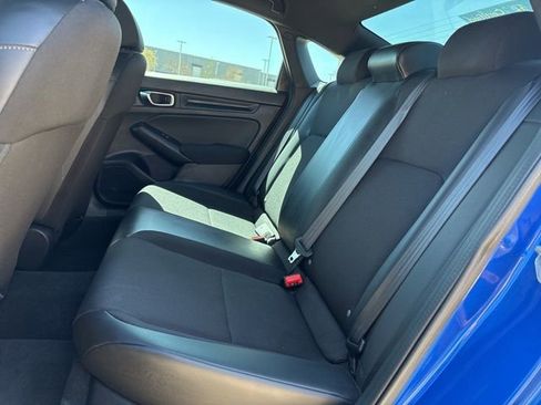 Used 2023 Honda Civic Sport image 12