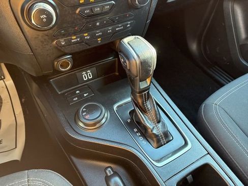 Used 2021 Ford Ranger XLT w/ Equipment Group 301A Mid image 21