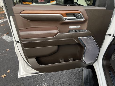 Certified 2023 GMC Sierra 1500 Denali image 14