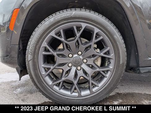 Used 2023 Jeep Grand Cherokee L Summit w/ Advanced Protech Group IV image 11