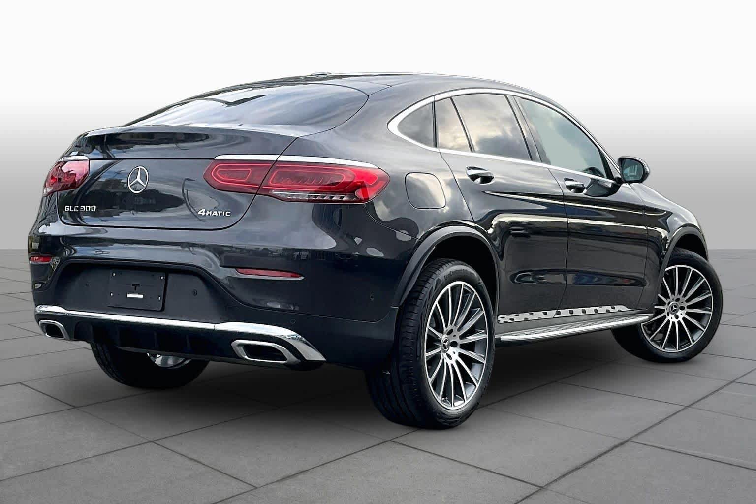 Used 2020 Mercedes-Benz GLC 300 4MATIC Coupe image 12