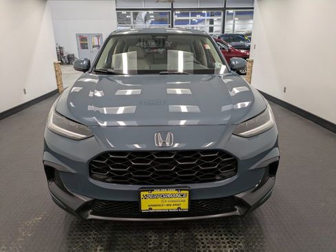 Used 2023 Honda HR-V LX image 2