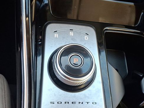 Used 2022 Kia Sorento SX Prestige w/ Panoramic Sunroof Package image 26