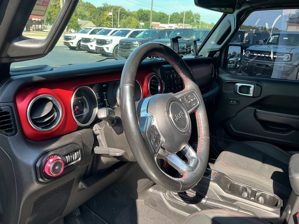 Used 2021 Jeep Wrangler Unlimited Rubicon AWD/4WD image 27