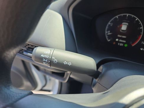 New 2027 Honda HR-V LX image 14