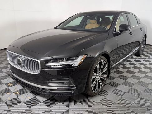 Used 2024 Volvo S90 B6 Ultimate image 1
