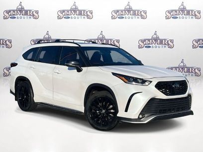 Used 2024 Toyota Highlander XSE