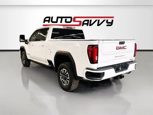 Used 2023 GMC Sierra 2500 AT4 image 5