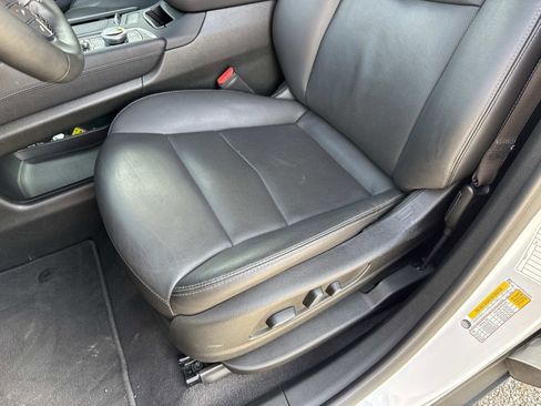 Certified 2025 Cadillac XT5 Premium Luxury image 21