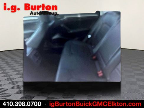 Used 2016 Volkswagen Passat 1.8T SE FWD image 6